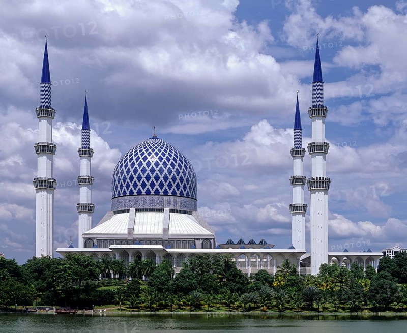 Sultan Salahuddin Abdul Aziz Shah Mosque