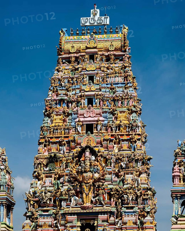 Gopuram or gate tower at the entrance to the Hindu temple of Colombo II