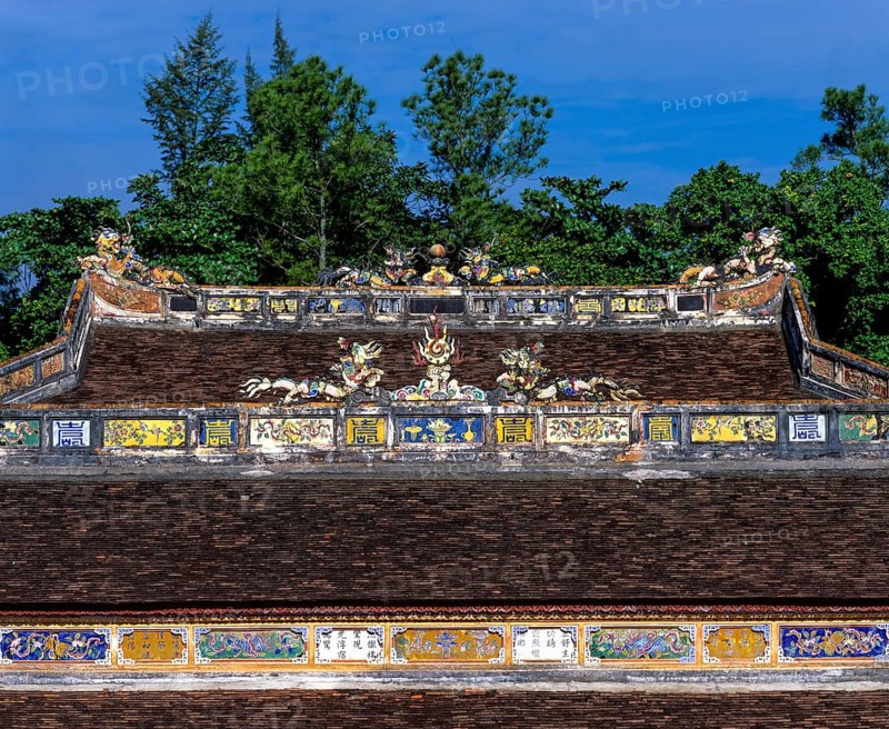 Dong Khanh's Tomb