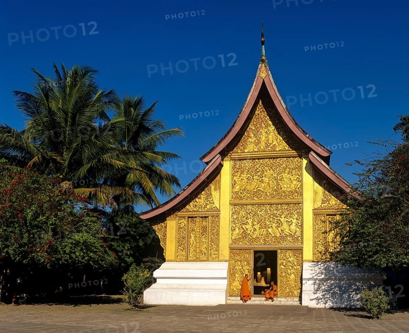 Golden reliefs
