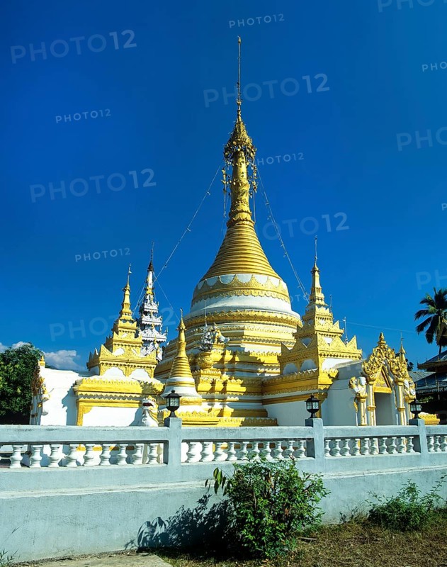 Chedi of Wat Chong Klang Temple
