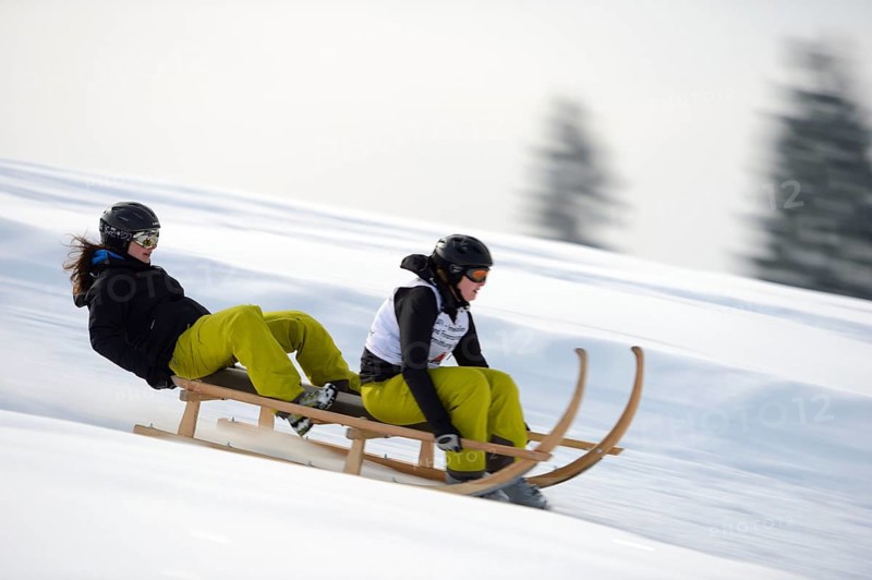 Horn sledge at full speed