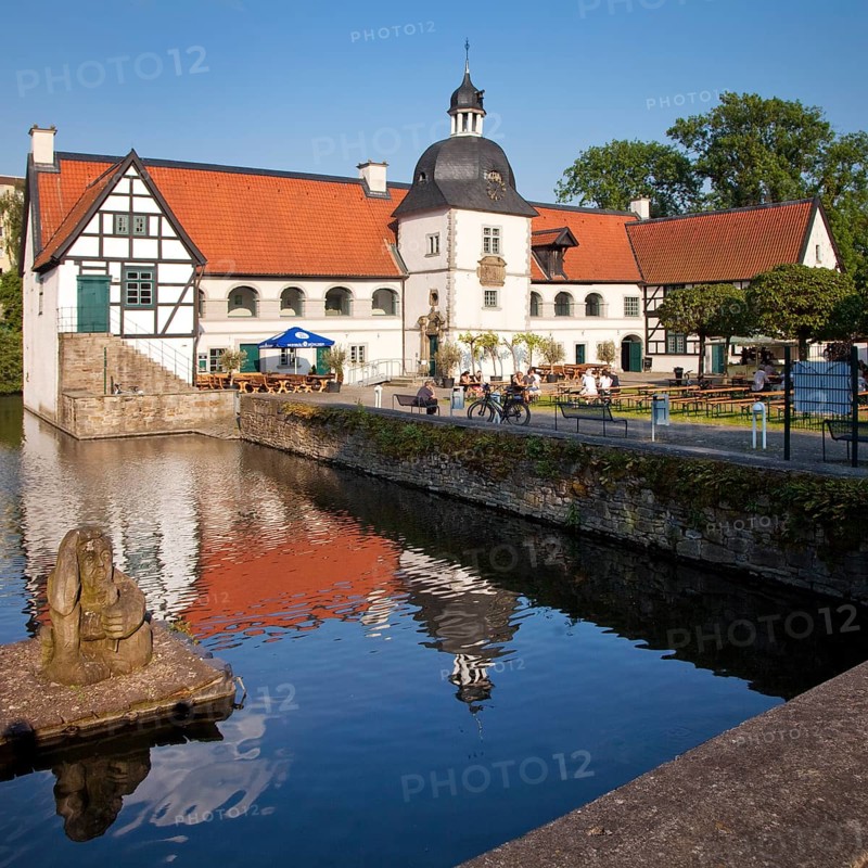 Haus Rodenberg moated castle