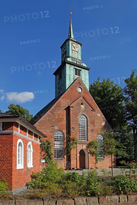 Historic Nienstedtener Church