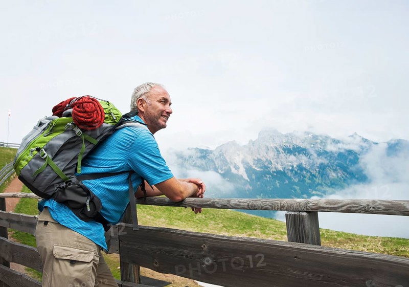 Hiker at the Gundhuette alpine cabine