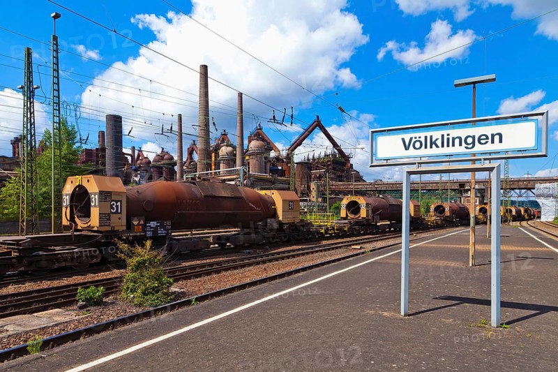Freight transport by train