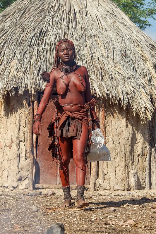 Young Himba woman