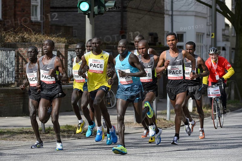 A group of pacemakers leading the elite runners at the Haspa Marathon 2013