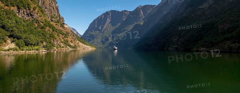 Excursion boat on the Aurlandsfjord
