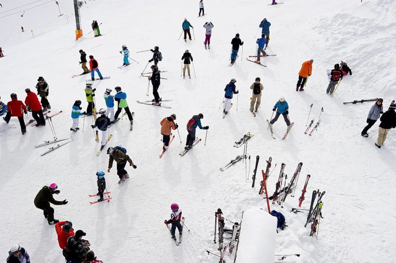 Skiers on Mt Osterfelderkopf
