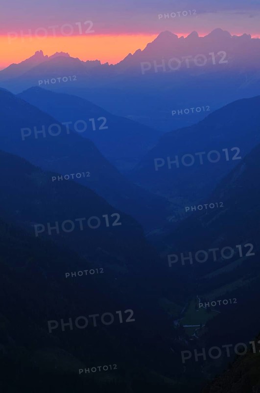 View of the Bischofsmützen peaks