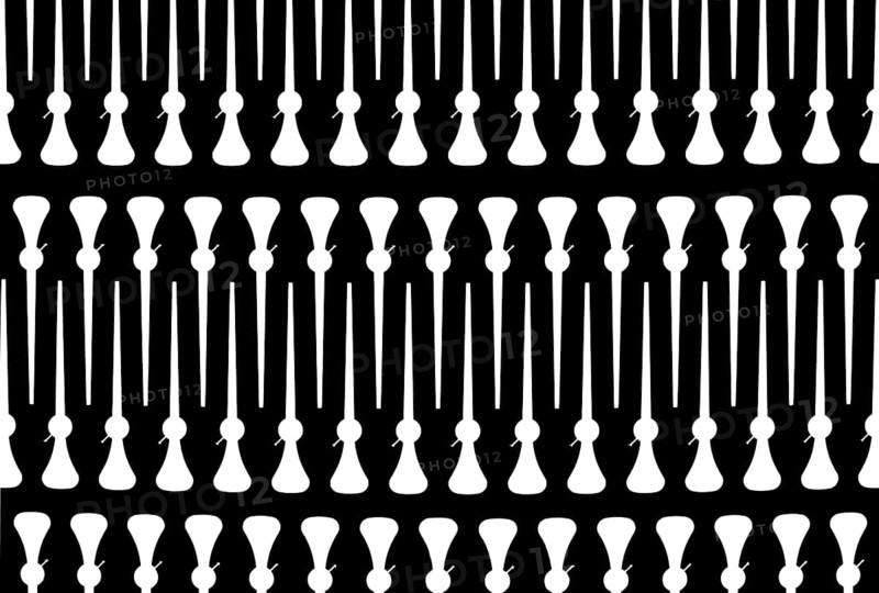 Black anodized aluminium plate with laser-cut pointers