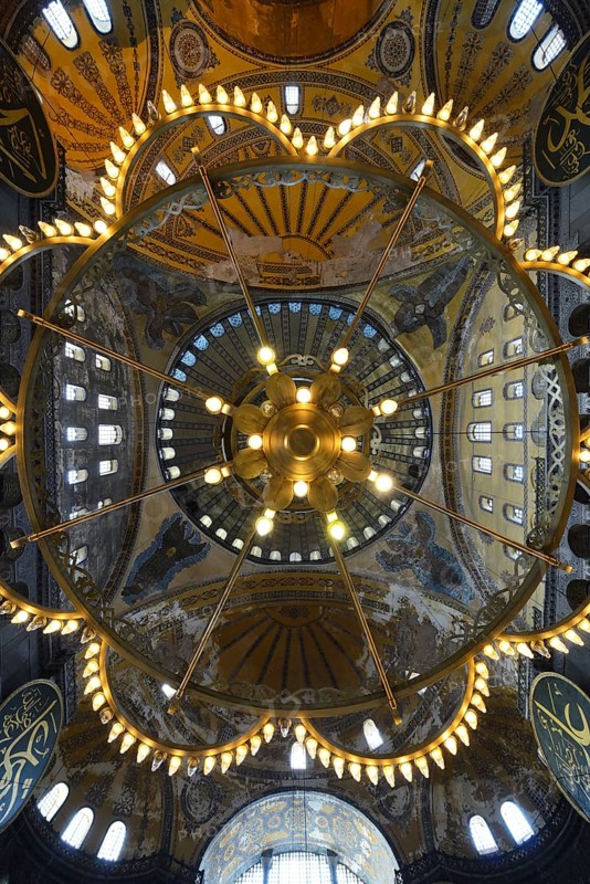 Dome ceiling and chandelier