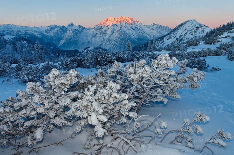 View from Torrener Joch pass towards the mountains of Jenner