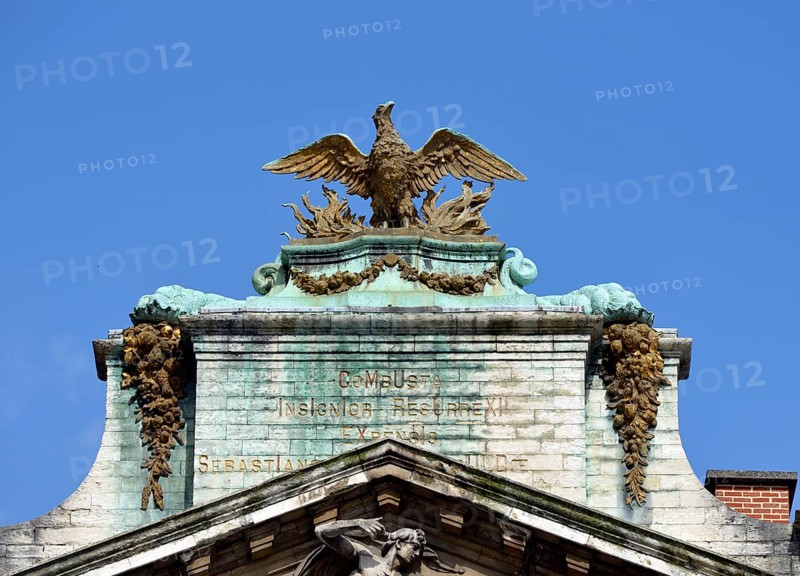 Eagle sculpture on a guild house