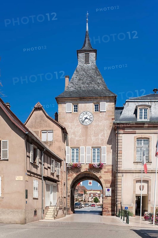Porte de l'Horloge or Clock Gate