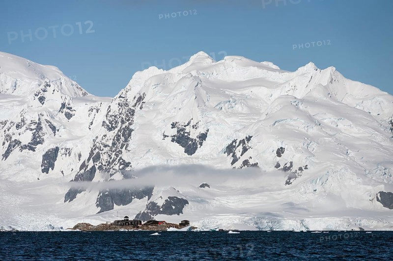 González Videla Antarctic Base