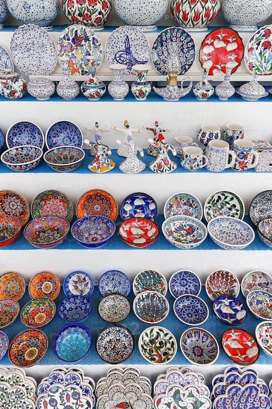 Ceramic goods as souvenirs