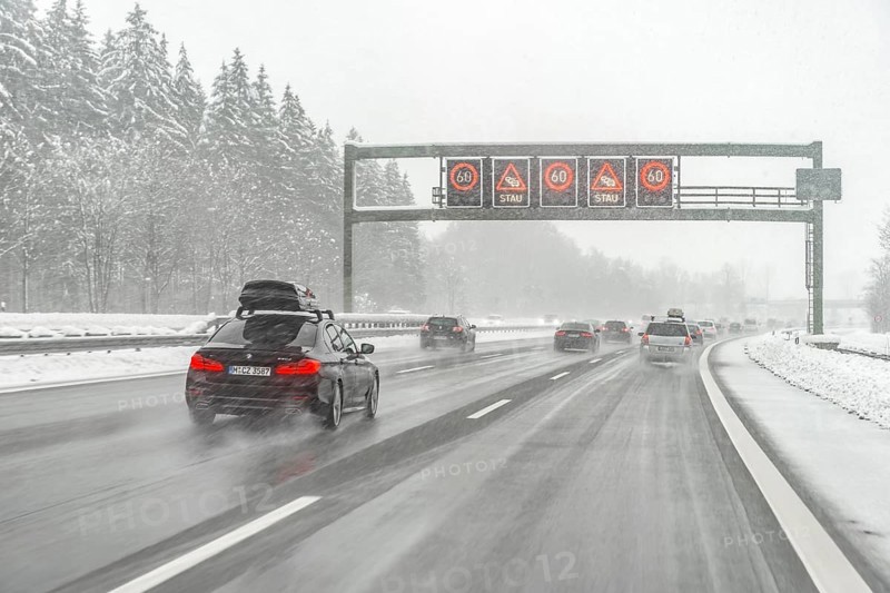 Danger of traffic jams and speed limits