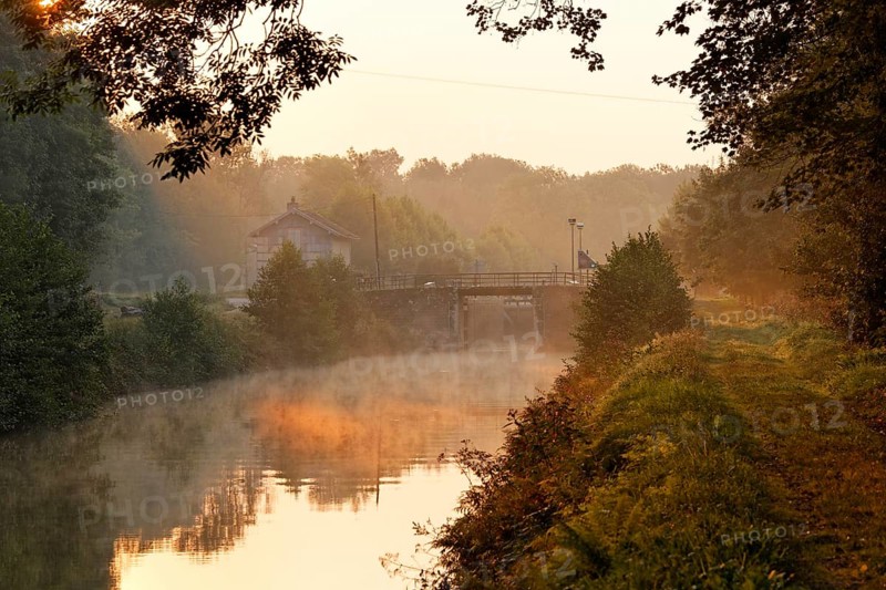 Early morning on the Canal des Vosges