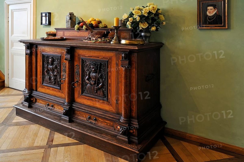 Cabinet in the dining room