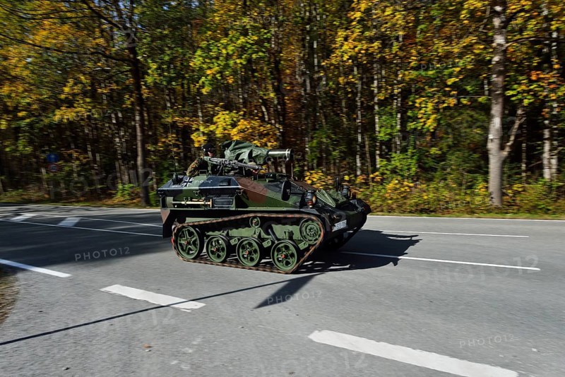 Tanks of the mountain infantry during a manoeuvre