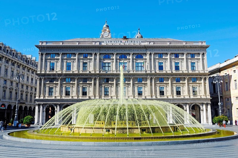 Fountain on the Piazza de Ferrari