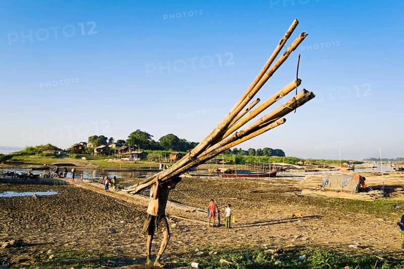 Porters on the banks of the Ayeyarwady River