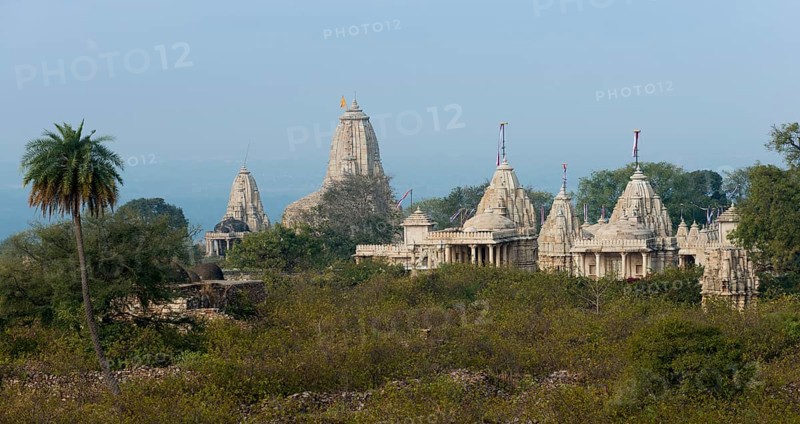 Kumbha Shyama Temple and Jain Temple in the foreground