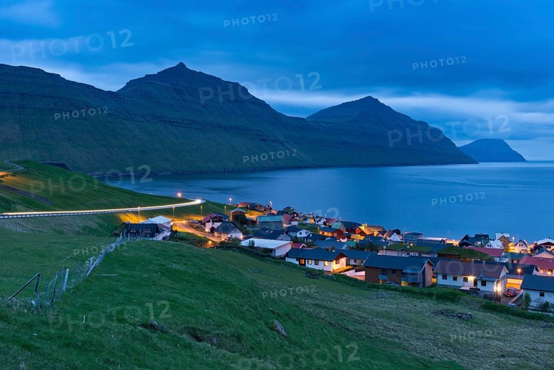 Bay and houses in the blue hour