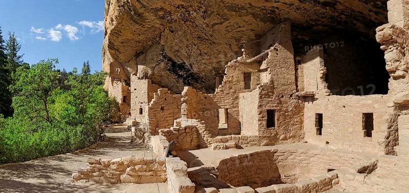 Anasazi cliff dwellings