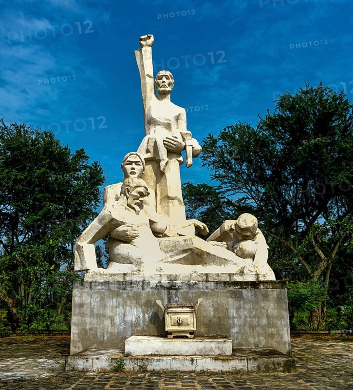 Memorial to the My Lai Massacre from 16th March 1968