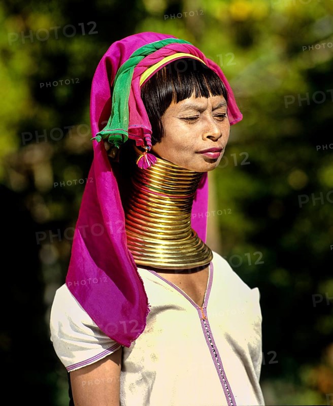 Long-necked woman of the Padaung mountain tribe