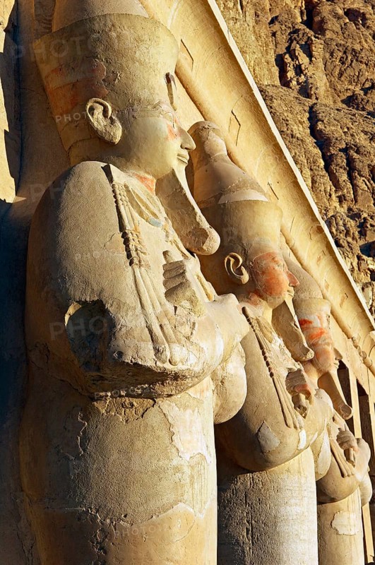 Osiris statues on the facade of the Temple of Hatshepsut