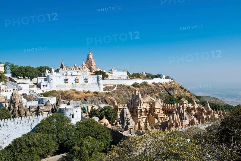 Temple complex on the holy mountain of Shatrunjaya