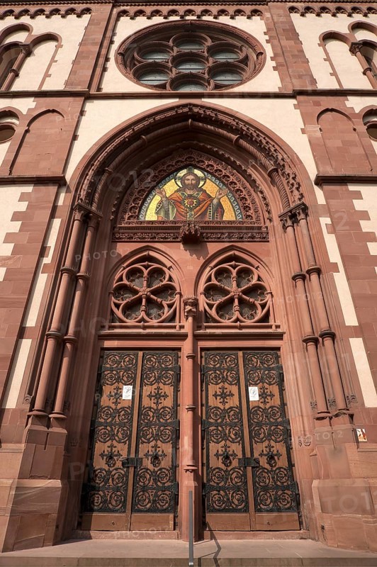 Entrance of the Herz Jesu-Kirche