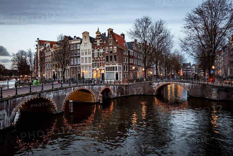 Bridge over the canal at dusk
