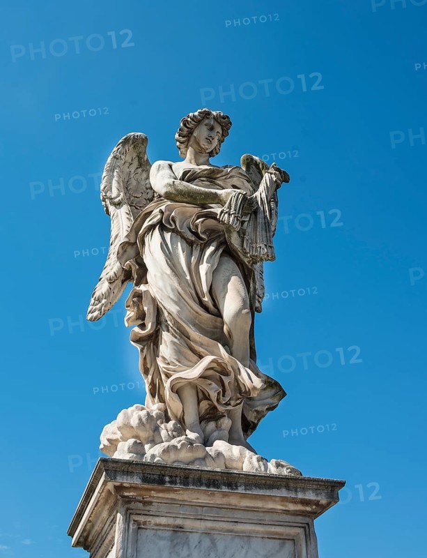 Angel statue on the Ponte Sant'Angelo