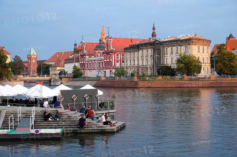 Ossolineum on the Oder River