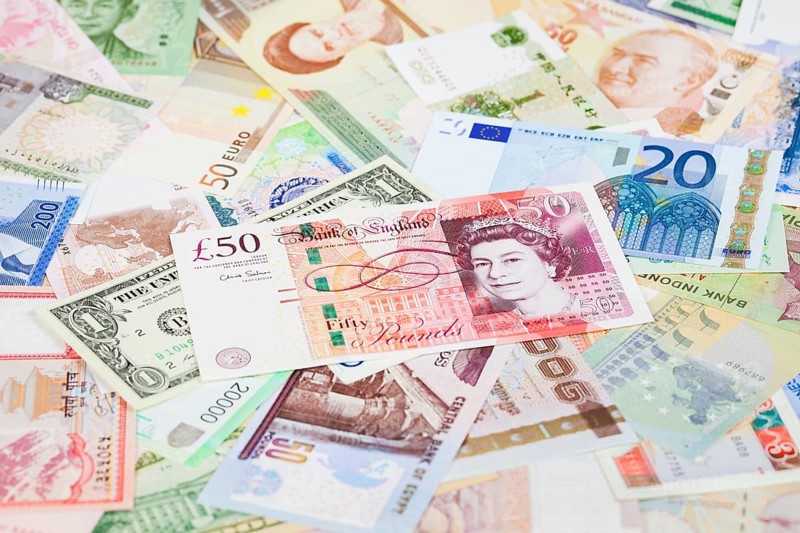 International currency banknotes