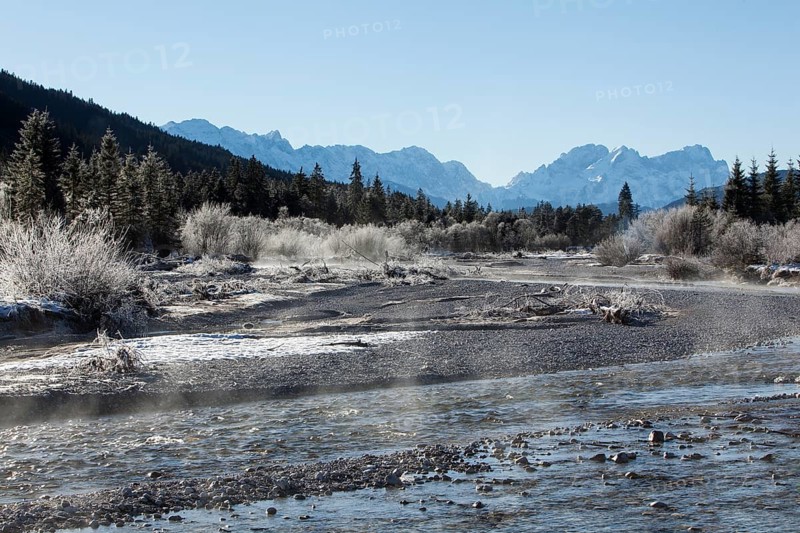 Isar in winter