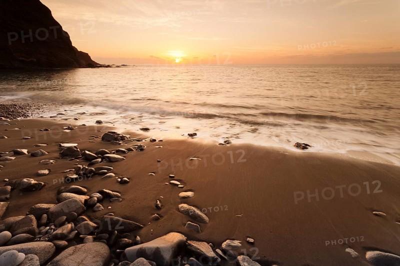 Sunset at Playa de Alojera beach