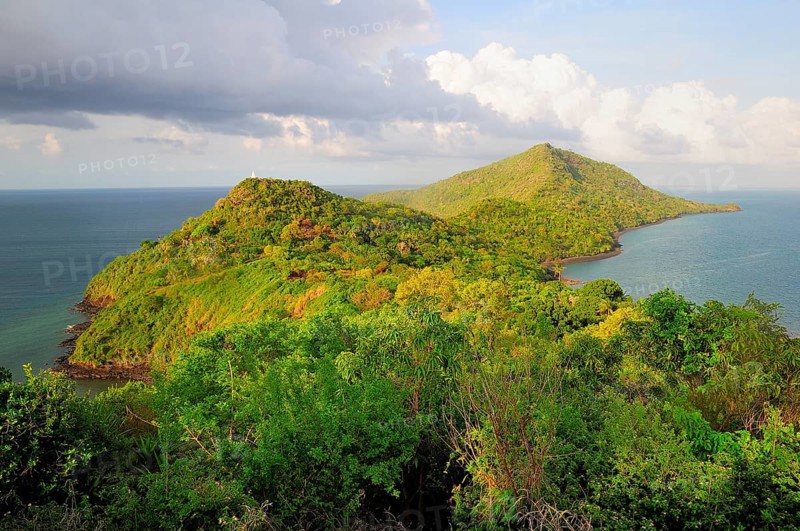 The northern tip of the island Grande-Terre with the Baie de Handreman