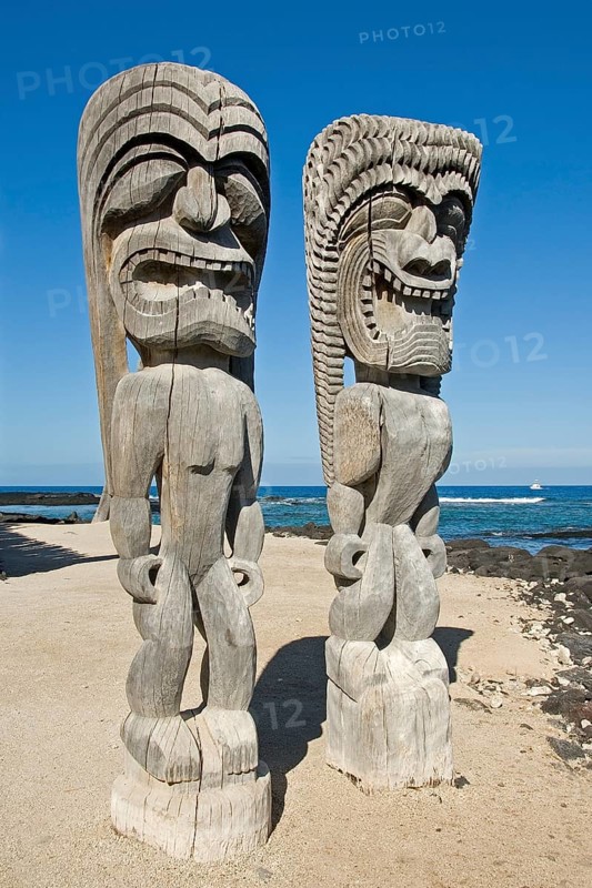 Tiki totems