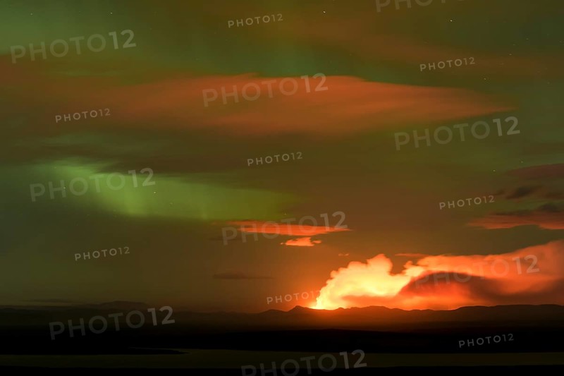 Ash and gas cloud of the Holuhraun fissure eruption