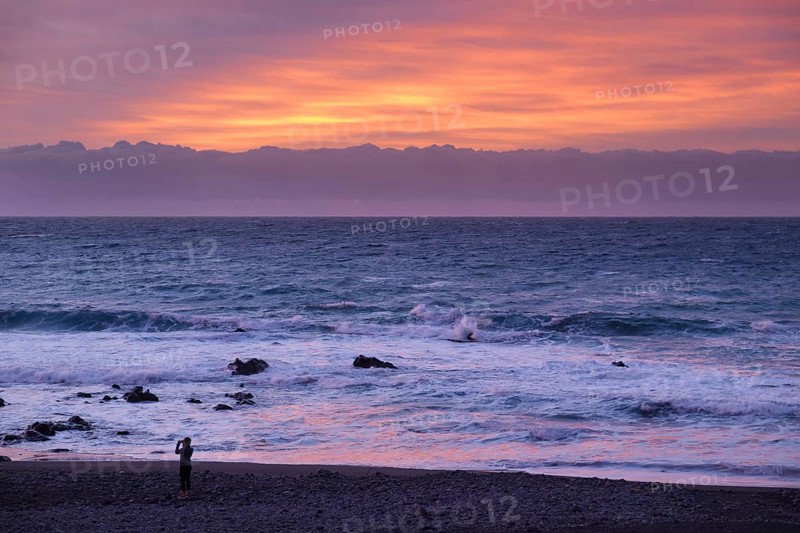 Evening atmosphere by the sea