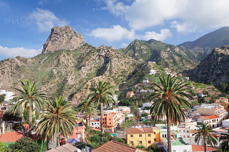 View across Vallehermoso to the Roque Cano