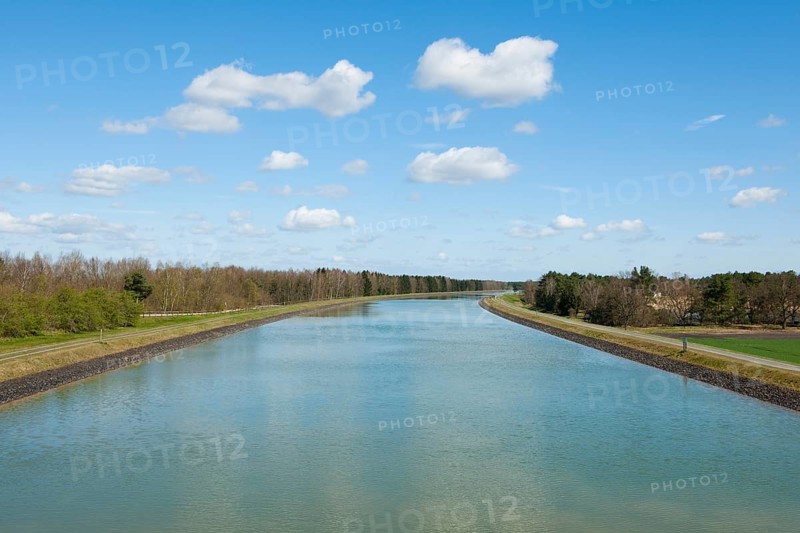 Federal waterway Elbe Lateral Canal