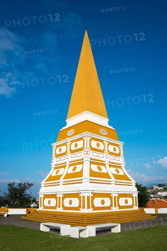 Alto da Memoria obelisk