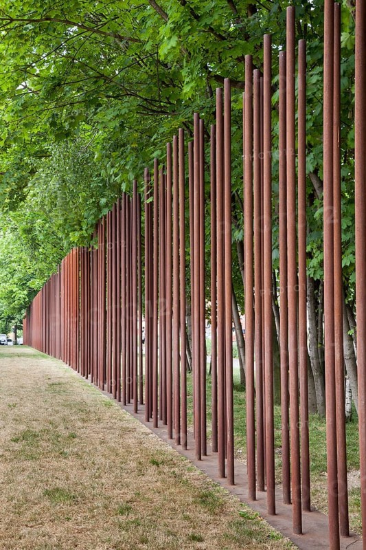 Metal bars symbolising the former course of the Berlin Wall